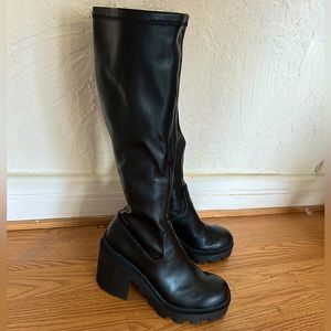 Steve Madden Knee High Platform Roxanna boots